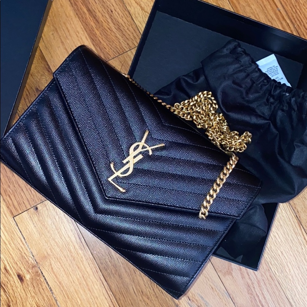 Saint Laurent YSL chain on wallet bag